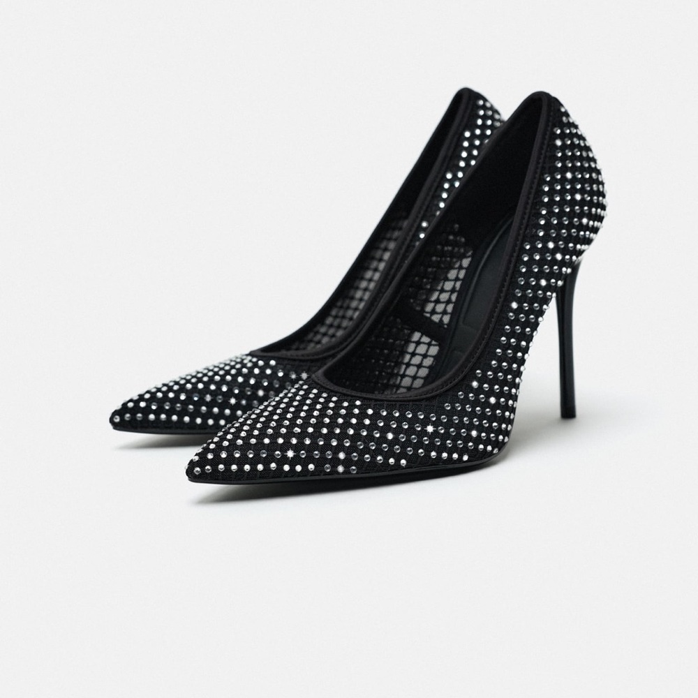 🖤ZARA RHINESTONE HEELED SHOES